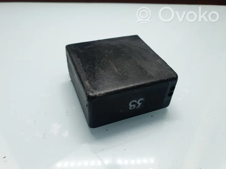 Audi A4 S4 B5 8D Light relay 5KG00656804