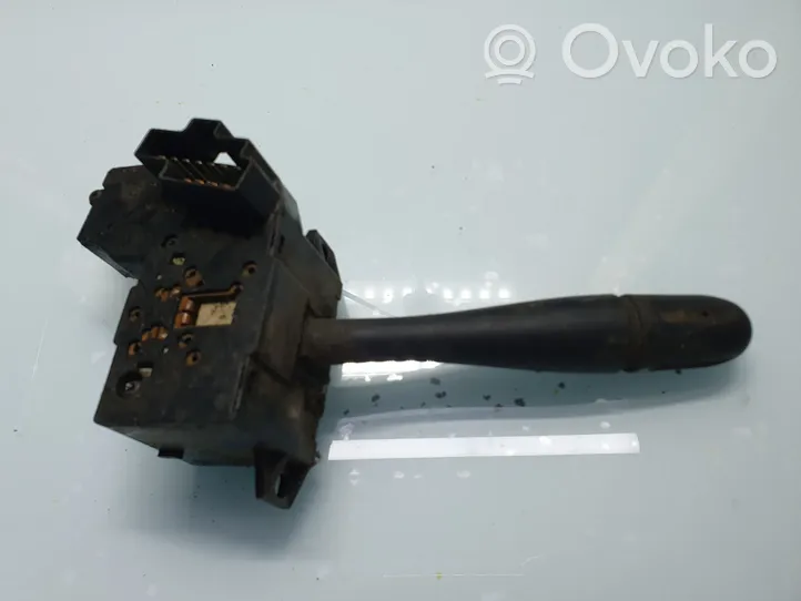 Chrysler Voyager Leva indicatori 4685267