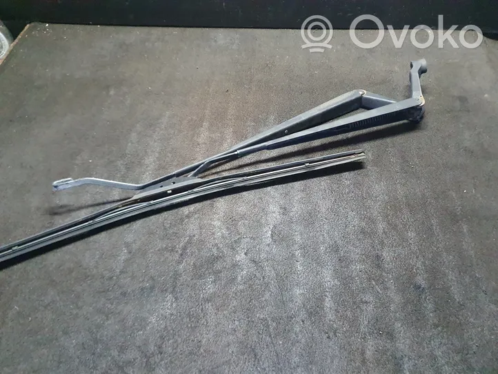 Toyota Yaris Verso Front wiper blade arm 6150NWB