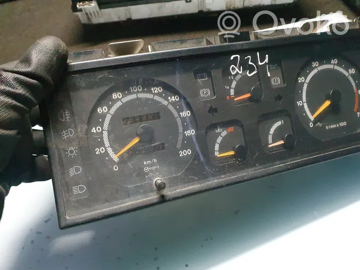 Renault Espace III Speedometer (instrument cluster) 