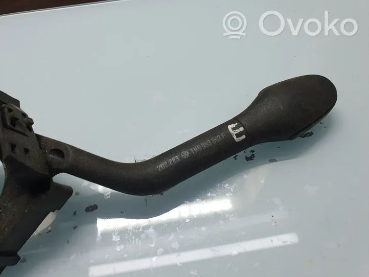 Volkswagen Golf III Wiper control stalk 1H6953503F