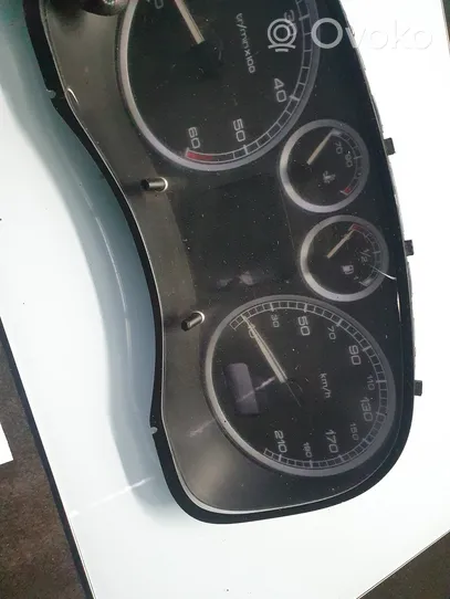 Peugeot 307 Compteur de vitesse tableau de bord 216516625