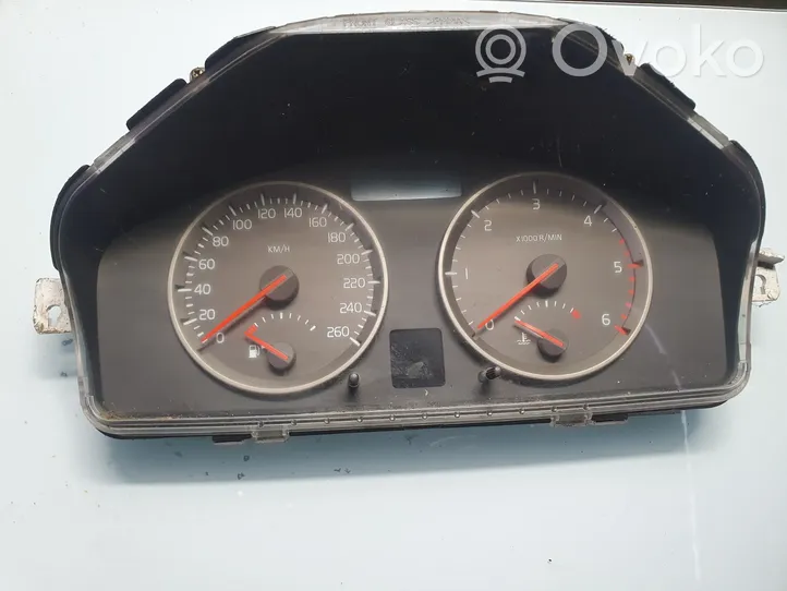 Volvo V50 Speedometer (instrument cluster) 8602879