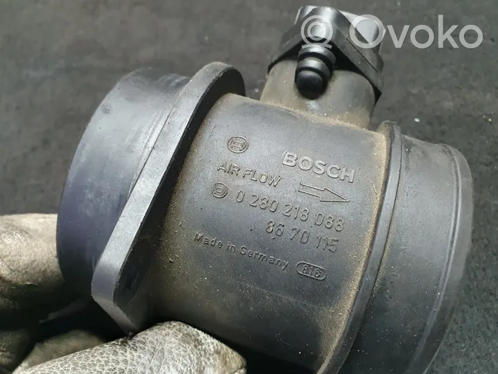 Volvo V70 Mass air flow meter 0280218088