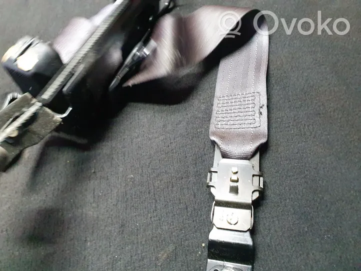 Volvo V70 Front seatbelt 