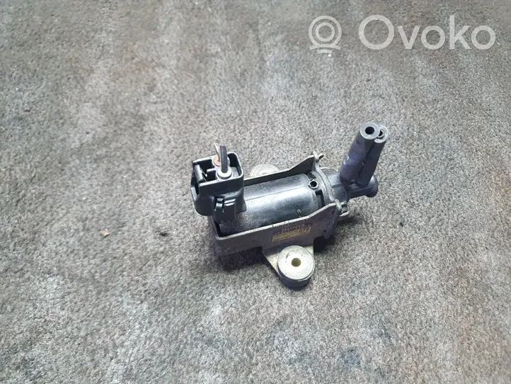 Toyota Yaris Verso Turboahtimen magneettiventtiili 2581933010