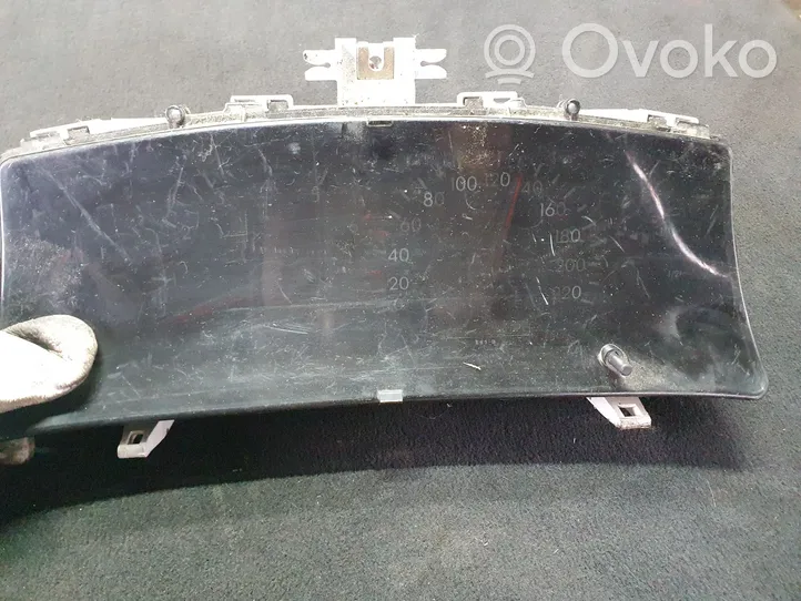 Toyota Corolla Verso E121 Compteur de vitesse tableau de bord 8380013150