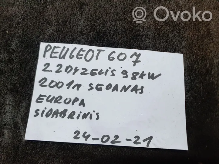 Peugeot 607 Verrouillage du bouchon du réservoir de carburant 