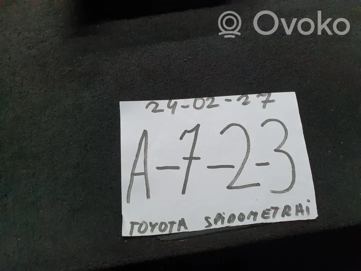 Toyota Yaris Verso Nopeusmittari (mittaristo) 8380052510