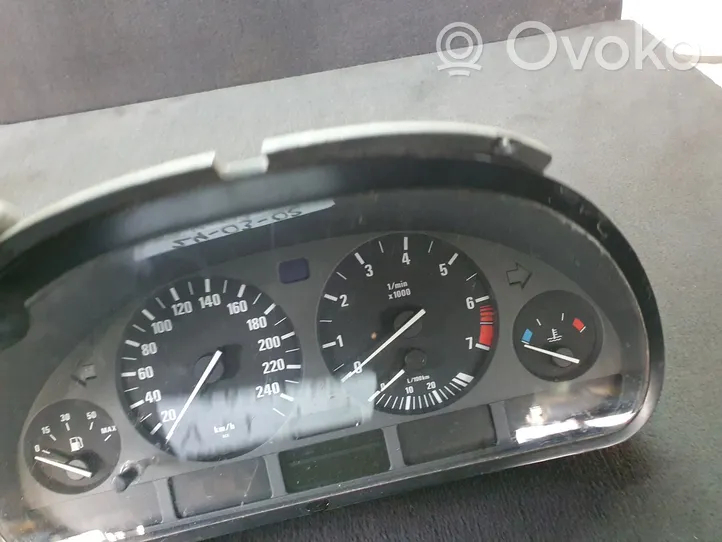 BMW 5 E39 Compteur de vitesse tableau de bord 62118375669