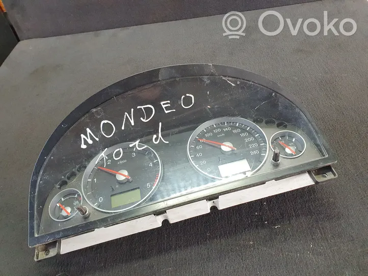 Ford Mondeo Mk III Speedometer (instrument cluster) 3S7F10841