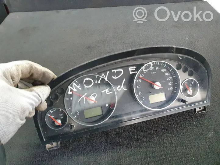 Ford Mondeo Mk III Speedometer (instrument cluster) 3S7F10841