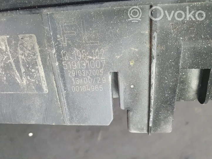 Opel Vectra C Módulo de fusible 13198102