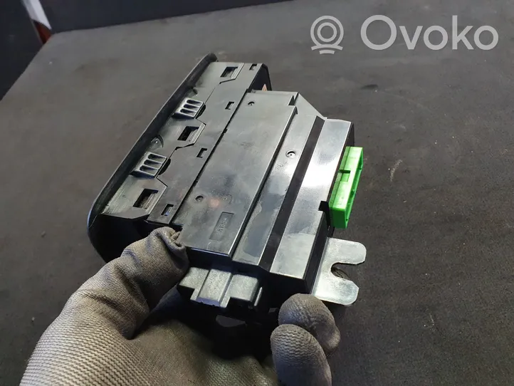 Volvo V70 Interruttore di controllo dell’alzacristalli elettrico 30658146