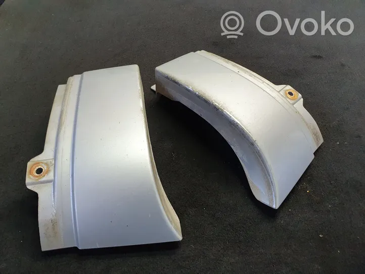 Opel Zafira A Moulure de garniture de feu arrière / postérieur 90580804