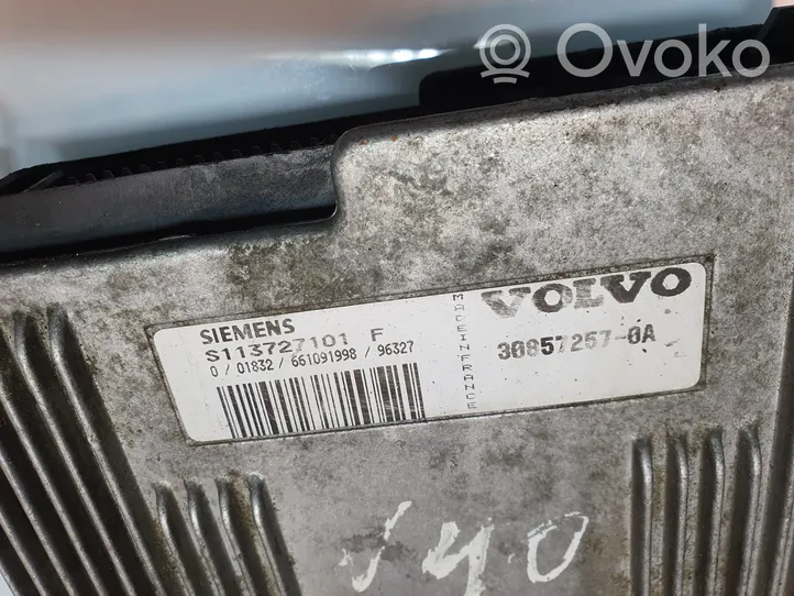 Volvo S40, V40 Calculateur moteur ECU S113727101F