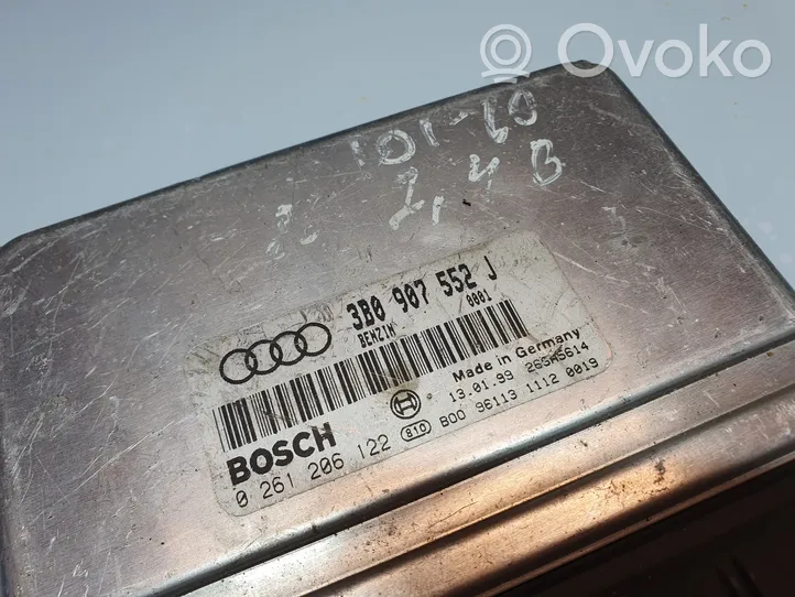 Audi A6 S6 C5 4B Variklio valdymo blokas 3B0907552J