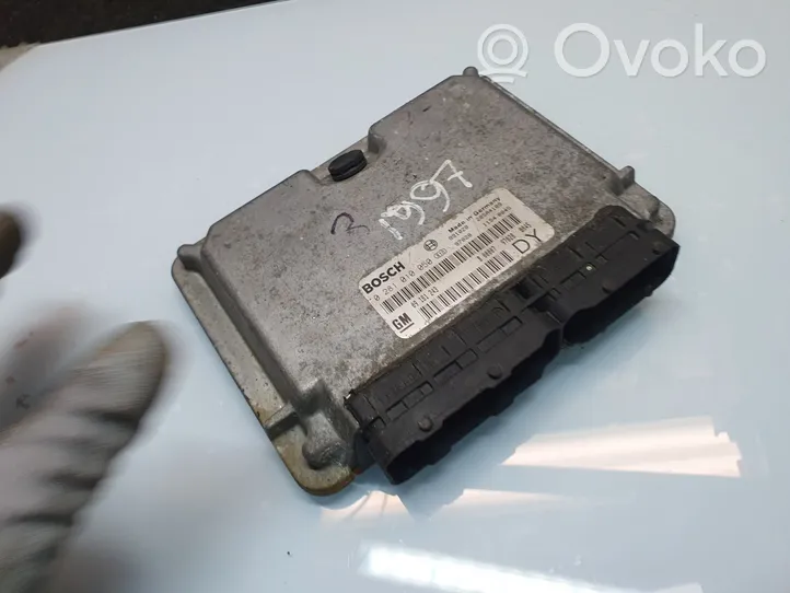 Opel Astra G Calculateur moteur ECU 09181243