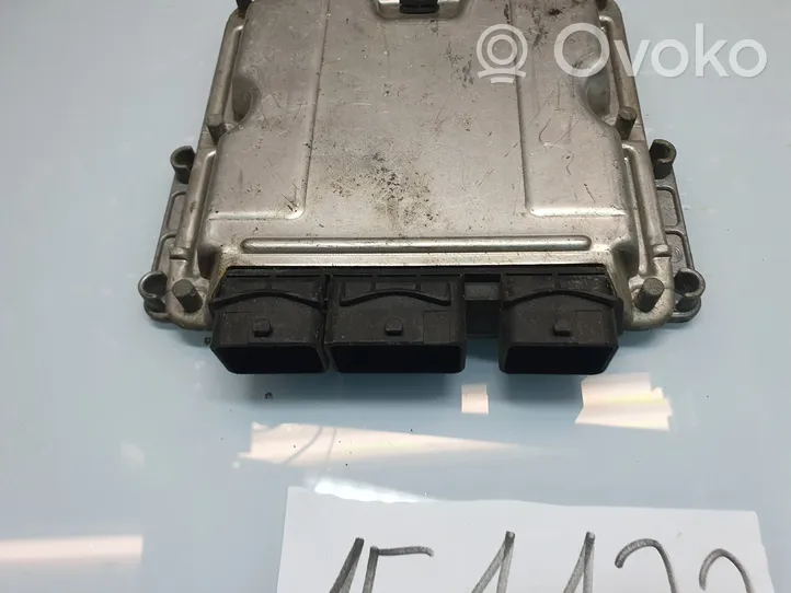 Peugeot 607 Calculateur moteur ECU 9645534380