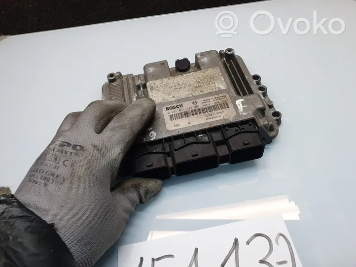 Renault Megane II Sterownik / Moduł ECU 8200310863