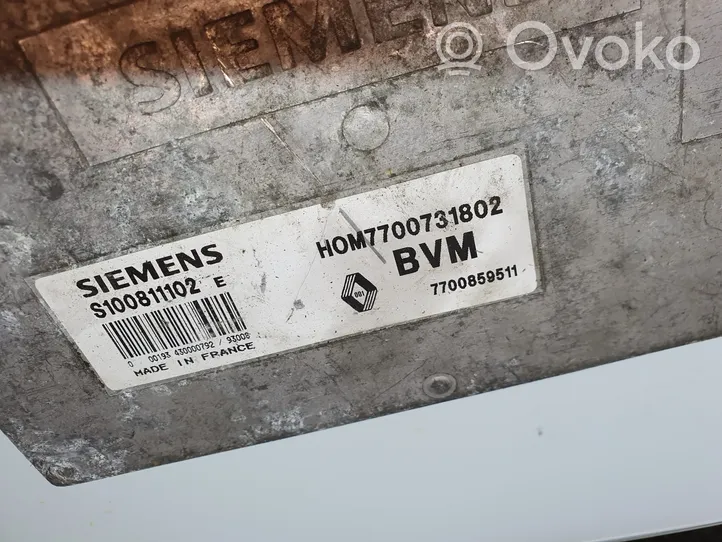 Renault 19 Sterownik / Moduł ECU S100811102E