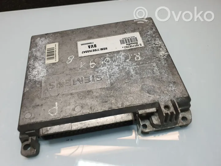 Renault Clio I Engine control unit/module S101718202A