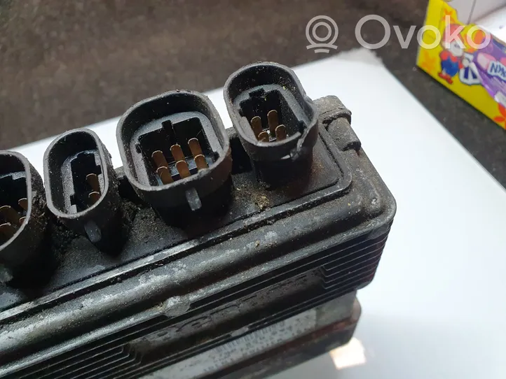 Renault 19 Dzinēja vadības bloks 7700850842