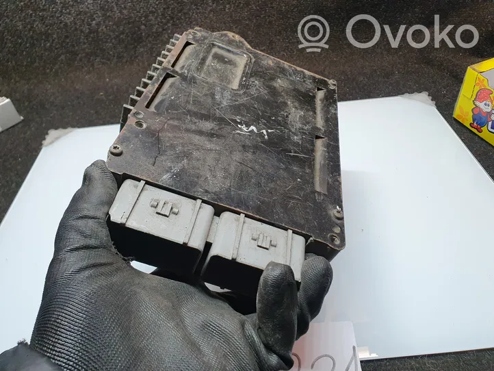 Chrysler Voyager Sterownik / Moduł ECU 04745860