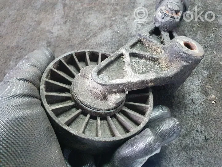 Opel Zafira A Napinacz paska alternatora 