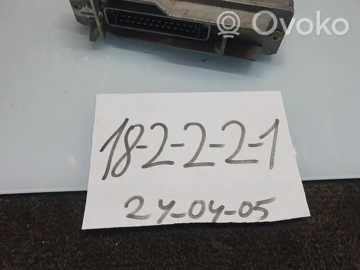 Volvo S40, V40 Calculateur moteur ECU HOM7700868321