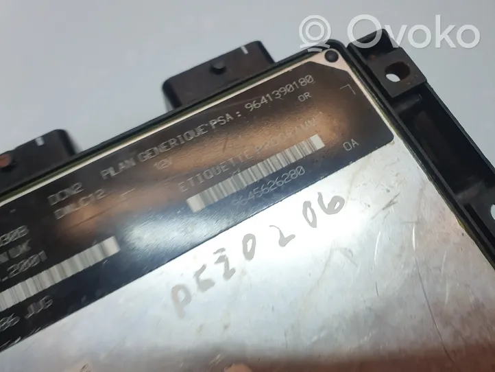 Peugeot 206 Sterownik / Moduł ECU R04080030B