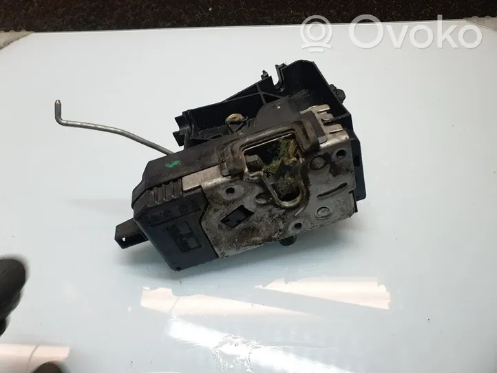 Opel Vectra C Serrure de porte avant 13157763