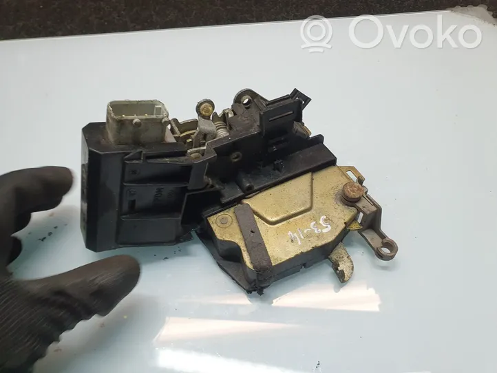 BMW 5 E39 Front door lock 