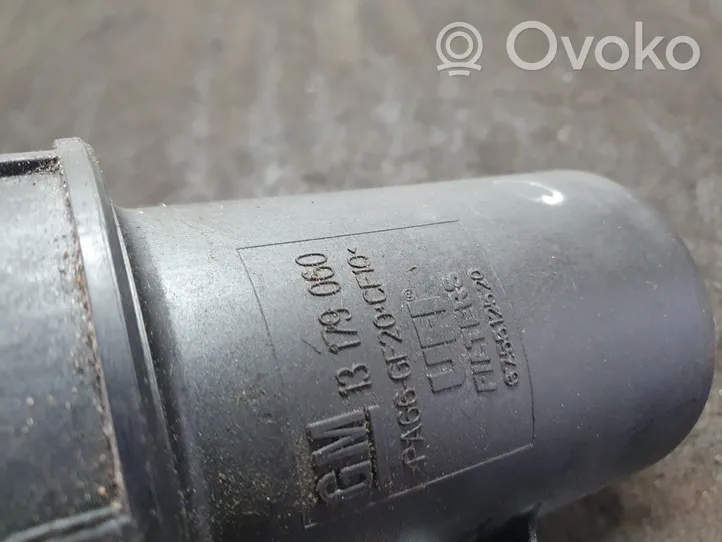 Opel Vectra C Carcasa del filtro de combustible 13179060