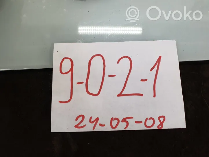 Audi A3 S3 8L Oven keskuslukituksen ohjausyksikön moduuli 4A0959981A