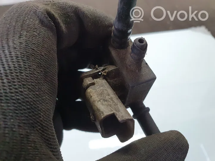 Audi A3 S3 8L Solenoidinis vožtuvas 