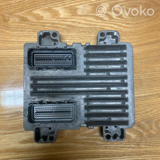 Chevrolet Suburban Sterownik / Moduł ECU 12630500