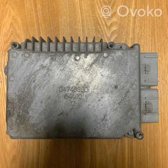 Chrysler Grand Voyager III Calculateur moteur ECU P04727158AI