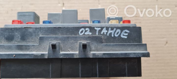 Chevrolet Tahoe Fuse module 1219364509