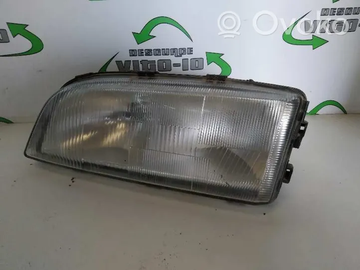 Volvo C70 Lampa przednia 31383187