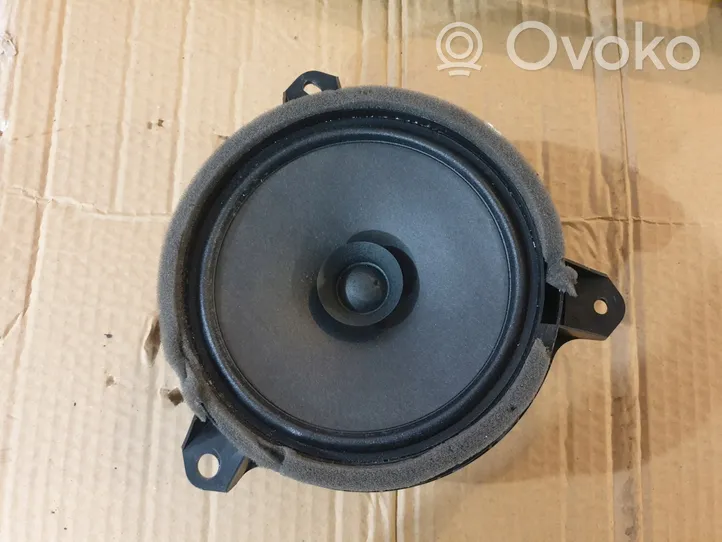 Toyota Yaris XP210 Garsiakalbis (-iai) priekinėse duryse 8616002B80