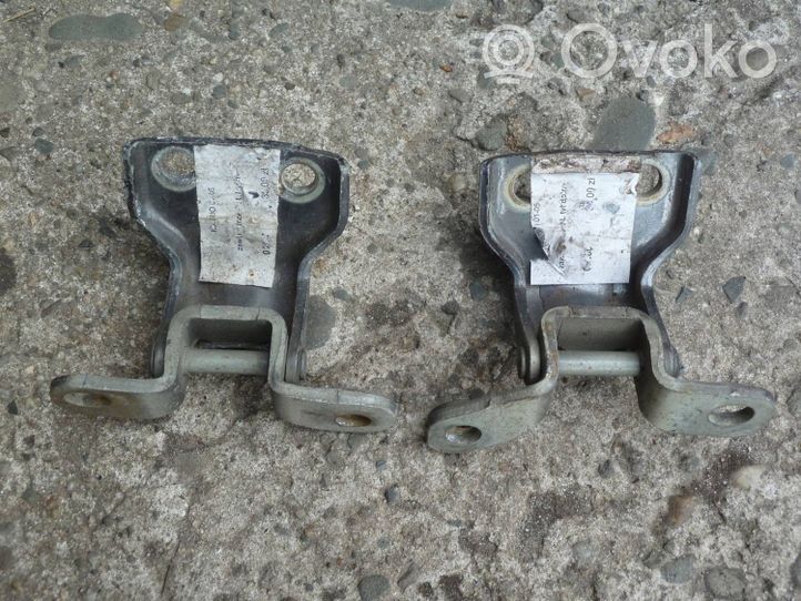 KIA Rio Set di cerniere portiera posteriore 