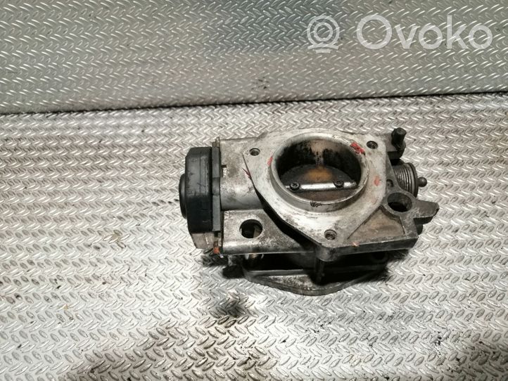 Renault Trafic I Clapet d'étranglement 028120301