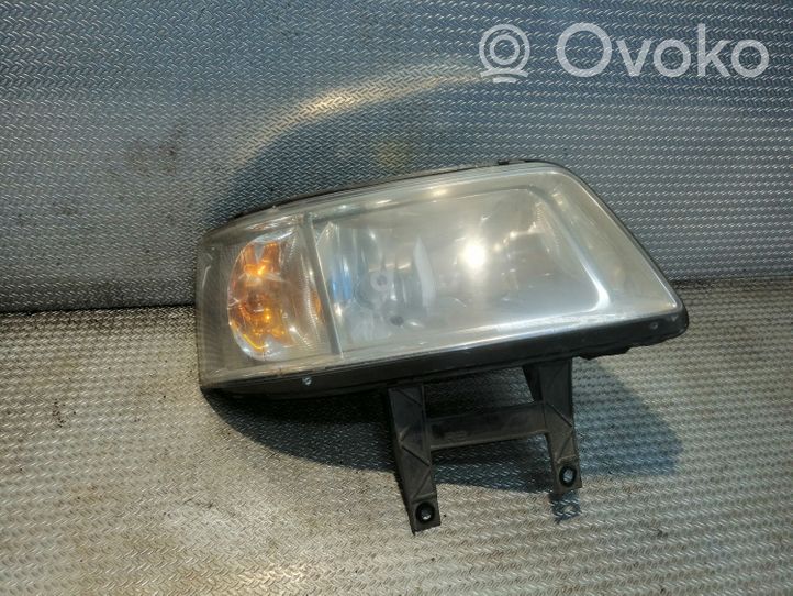 Volkswagen Transporter - Caravelle T5 Lampa przednia 0301191302