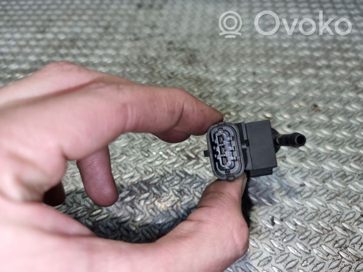 Opel Vivaro Sensor de la presión del aire 0281002566