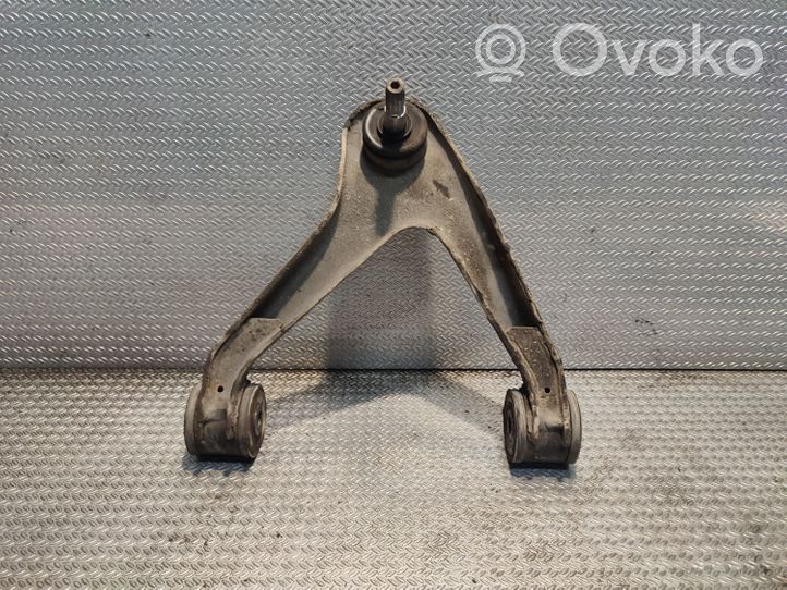 Iveco Daily 35 - 40.10 Braccio di controllo sospensione anteriore inferiore/braccio oscillante 