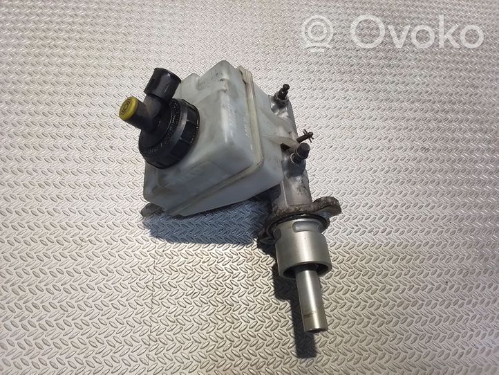 Nissan Interstar Główny cylinder hamulca 8200245034