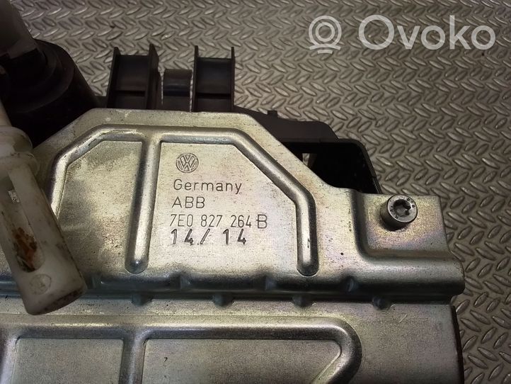 Volkswagen Caddy Uchwyt / Rączka zewnętrzna otwierania klapy tylnej / bagażnika 7E5827315A