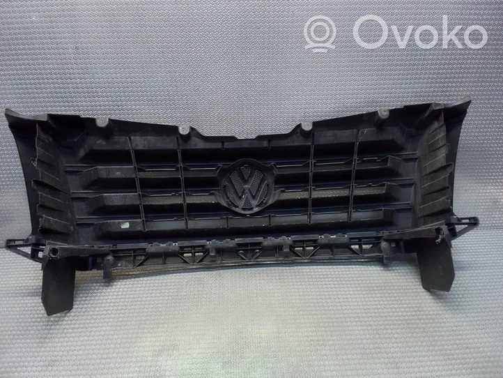 Volkswagen Crafter Передняя решётка 2E0853653E