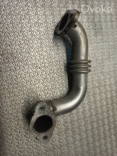 Volkswagen Crafter EGR-linjan letku 03L131521AF